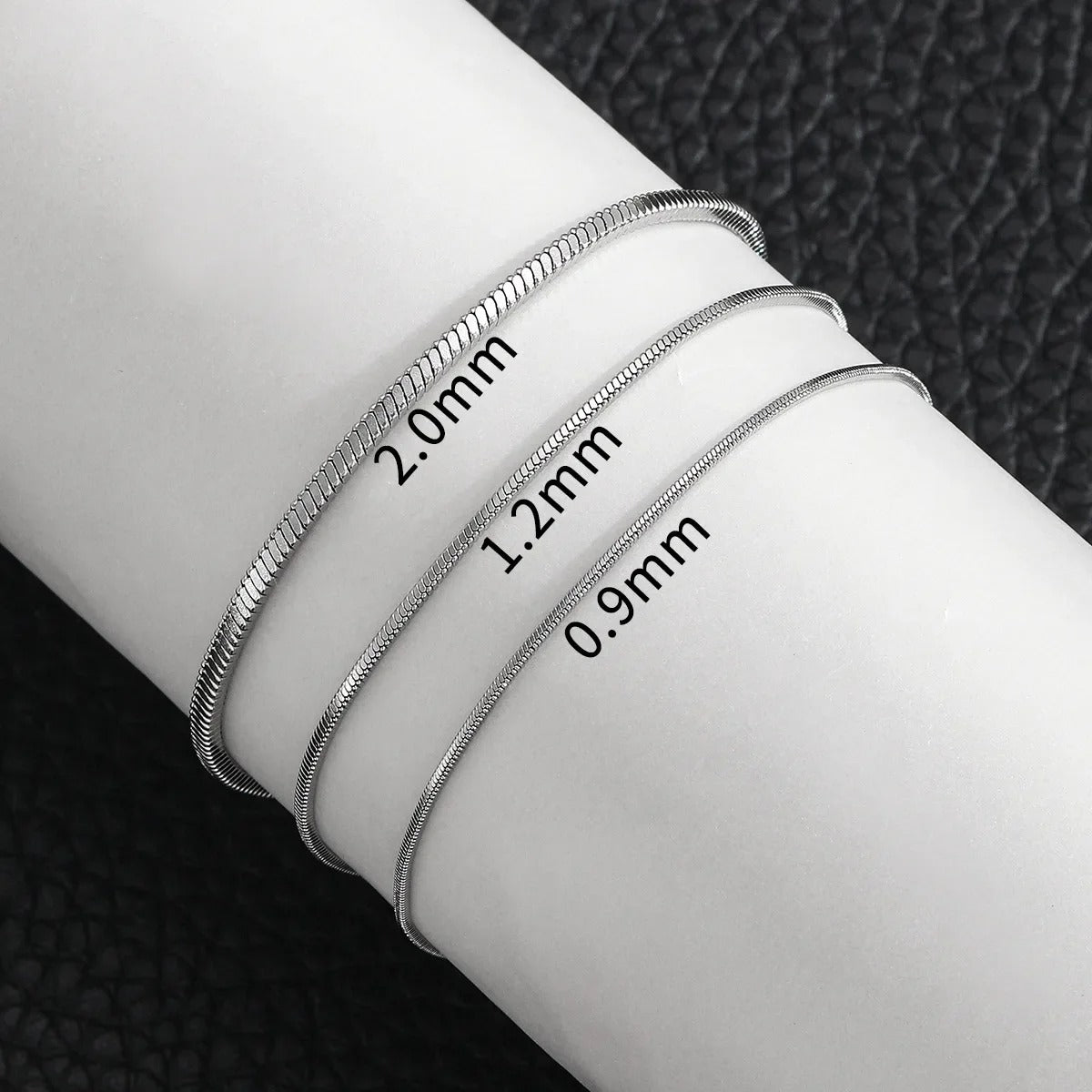 Pure Radiance™ Timeless Silver Bangle